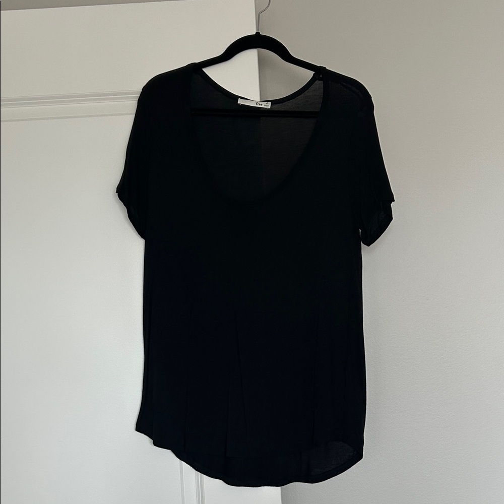 Wilfred Free Black Scoop Neck T-Shirt